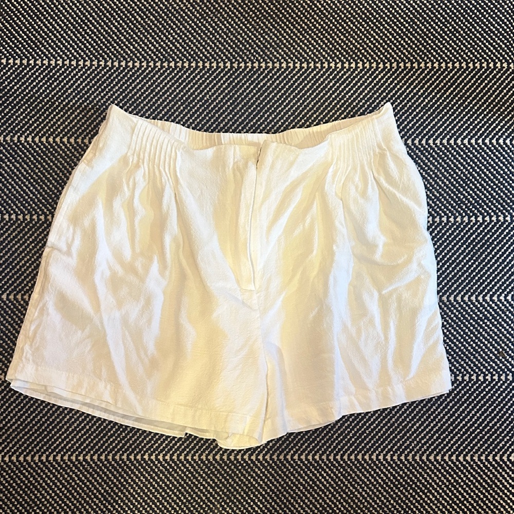 Skies Are Blue High Waist White Shorts